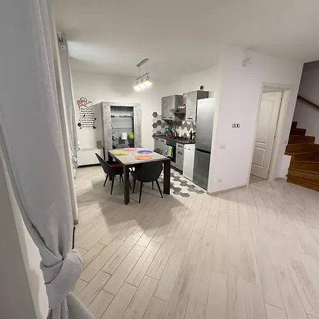 Casa Di Dennis * Anzio