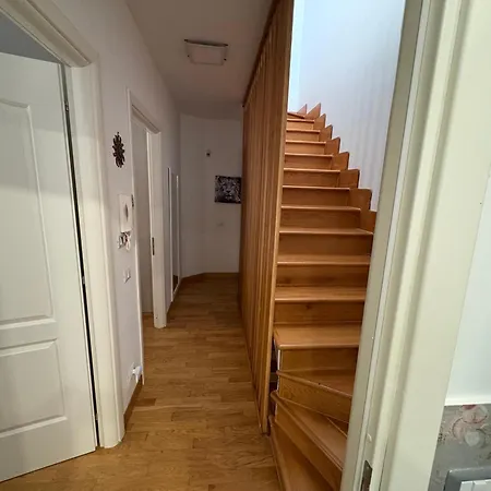 Casa Di Dennis Lägenhet *