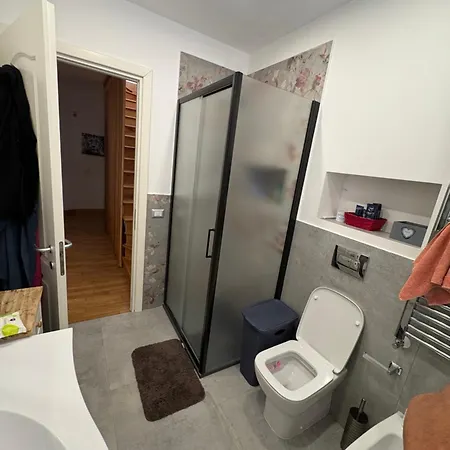 Casa Di Dennis Lägenhet Anzio